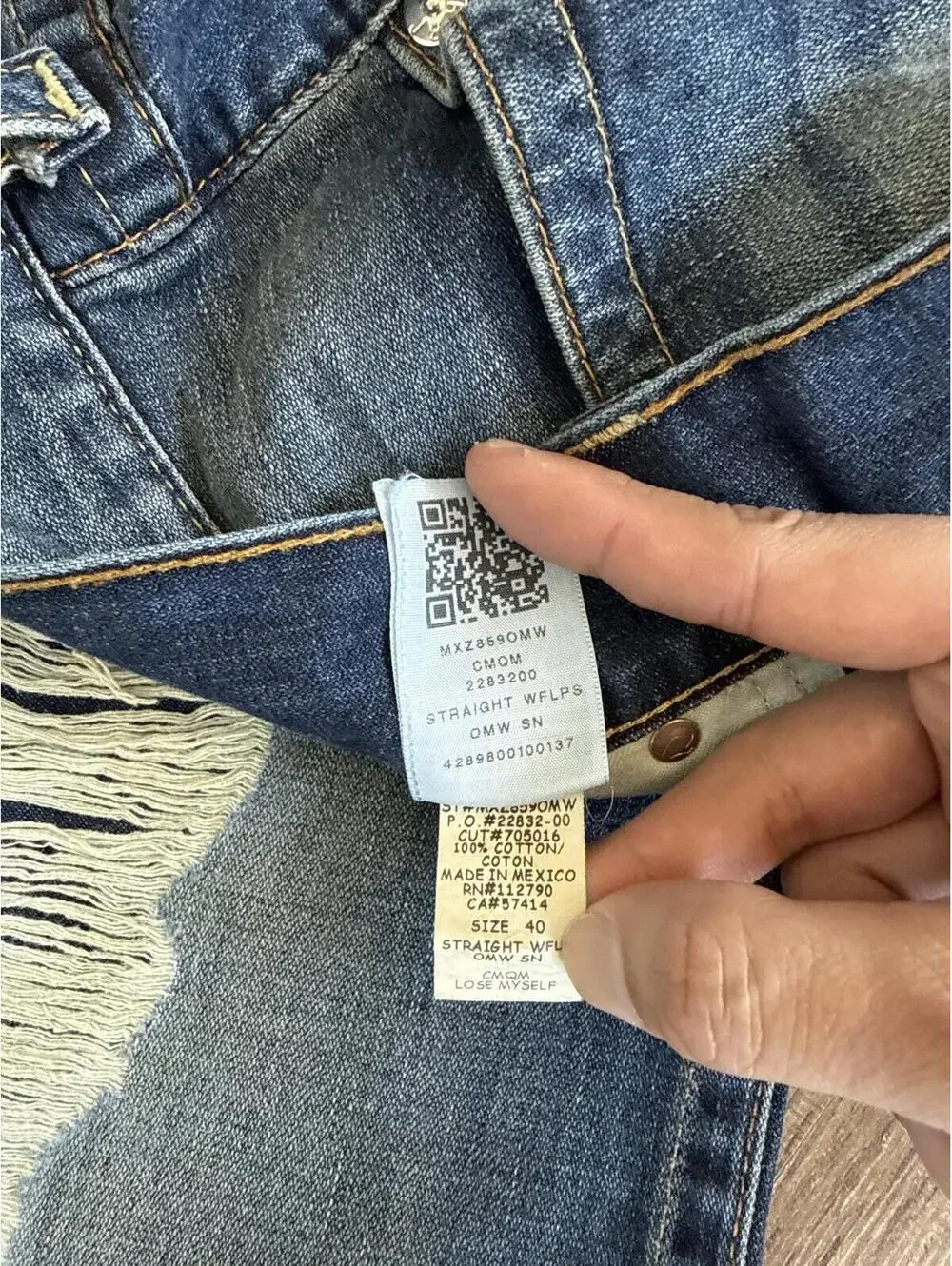 True Religion Straight Mens Jeans 40x33 Distressed Blue Denim Flap Pocket